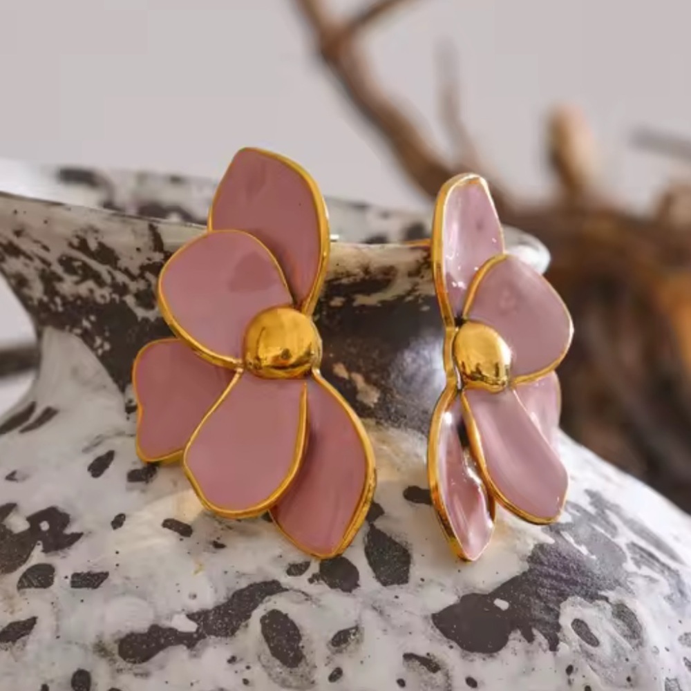 Blush Pink Floral Earrings – Elegant Gold Petal Statement Jewelry - Picture 1 of 11